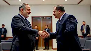 Rektör, Özbekistan'da akademik iş birlikleri görüşüyor.